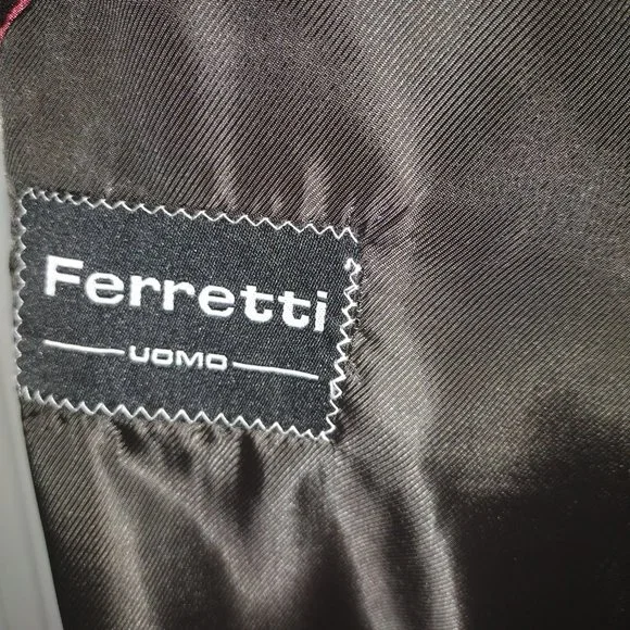 Gorgeous FERRETI UOMO Black 100% Wool Suit 46 Chest, 40R Pant.